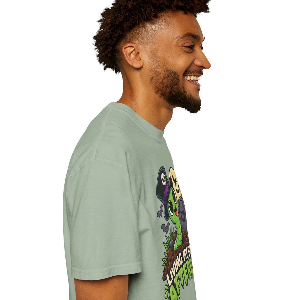 Living My Best Afterlife – Cute Halloween Graveyard Worm T-Shirt