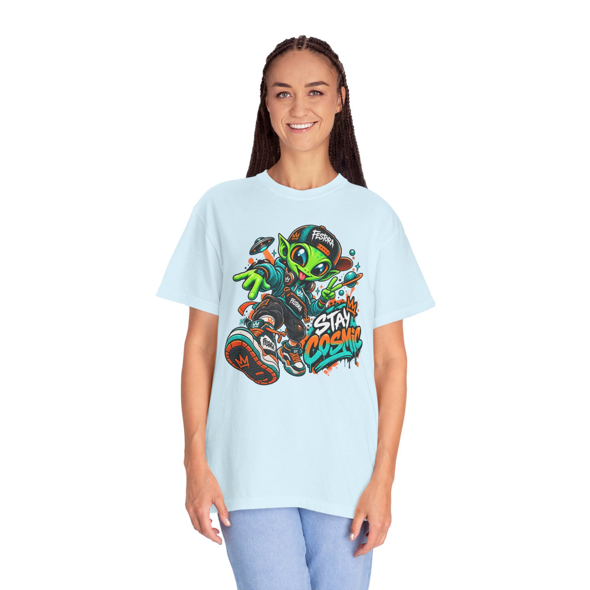 Alien Streetwear T-Shirt — “Stay Cosmic” Graphic Tee