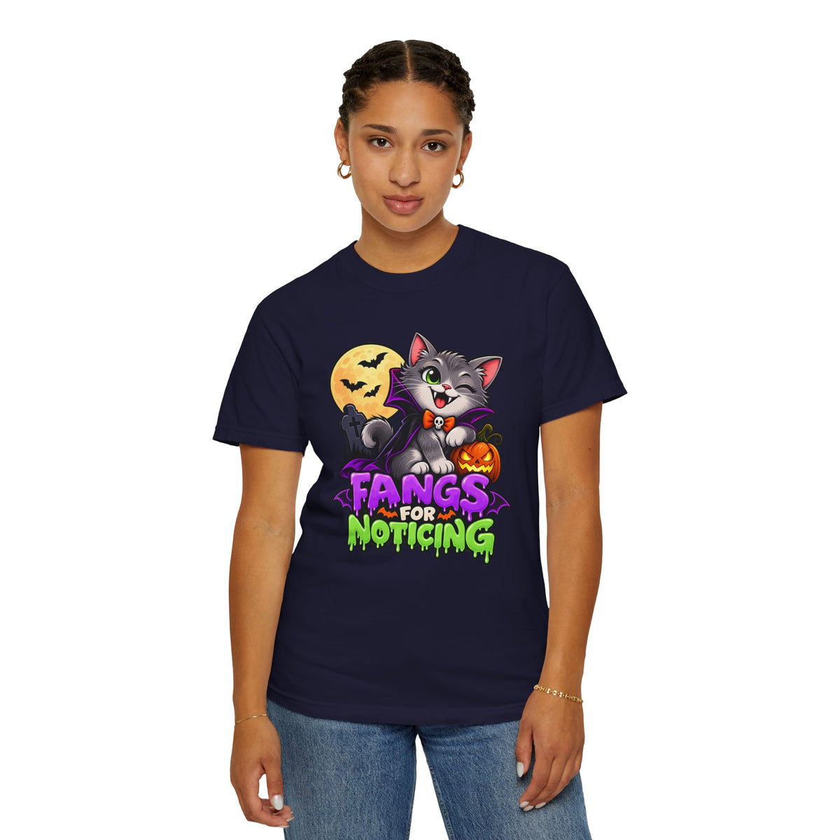 Fangs for Noticing – Cute Vampire Cat Halloween T-Shirt