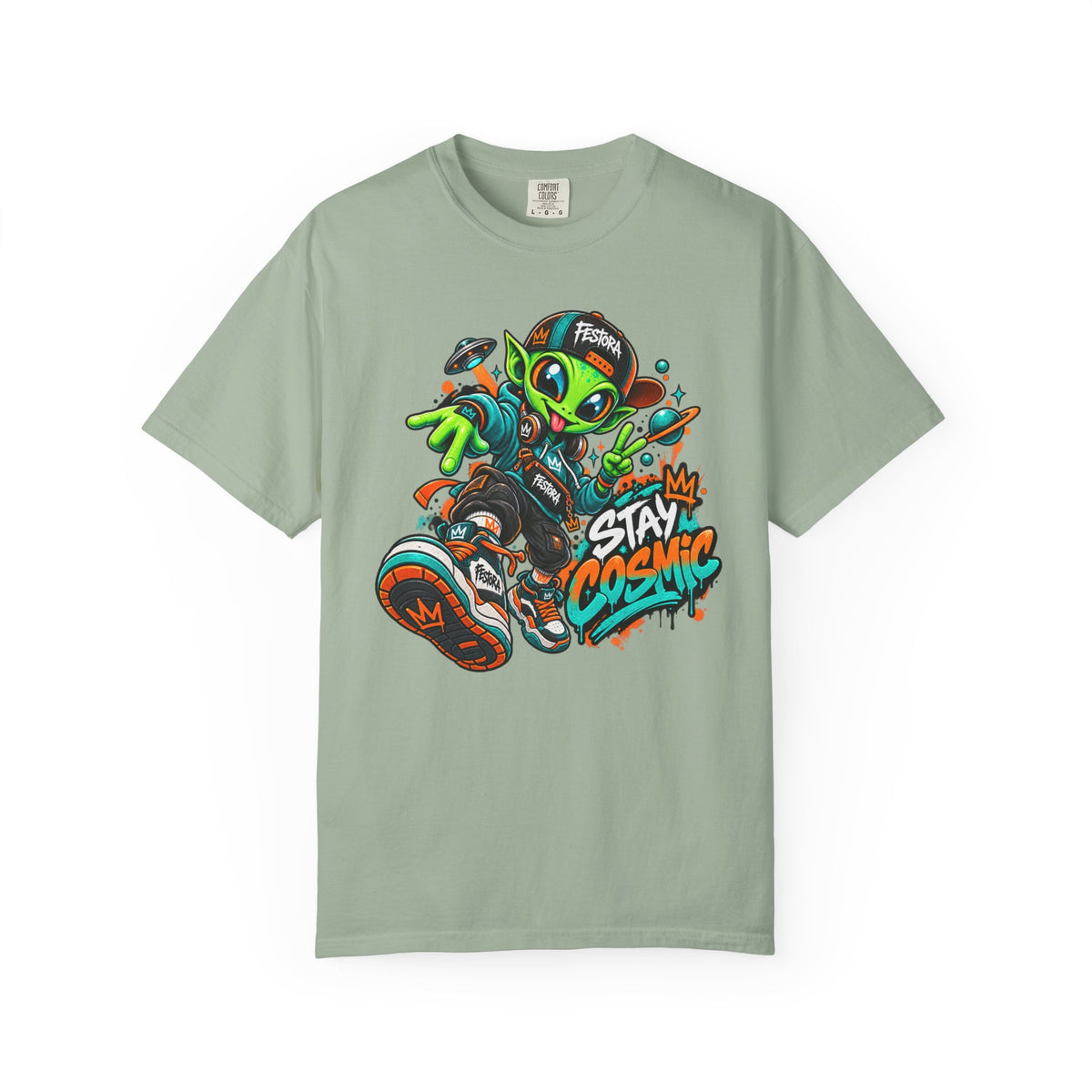 Alien Streetwear T-Shirt — “Stay Cosmic” Graphic Tee