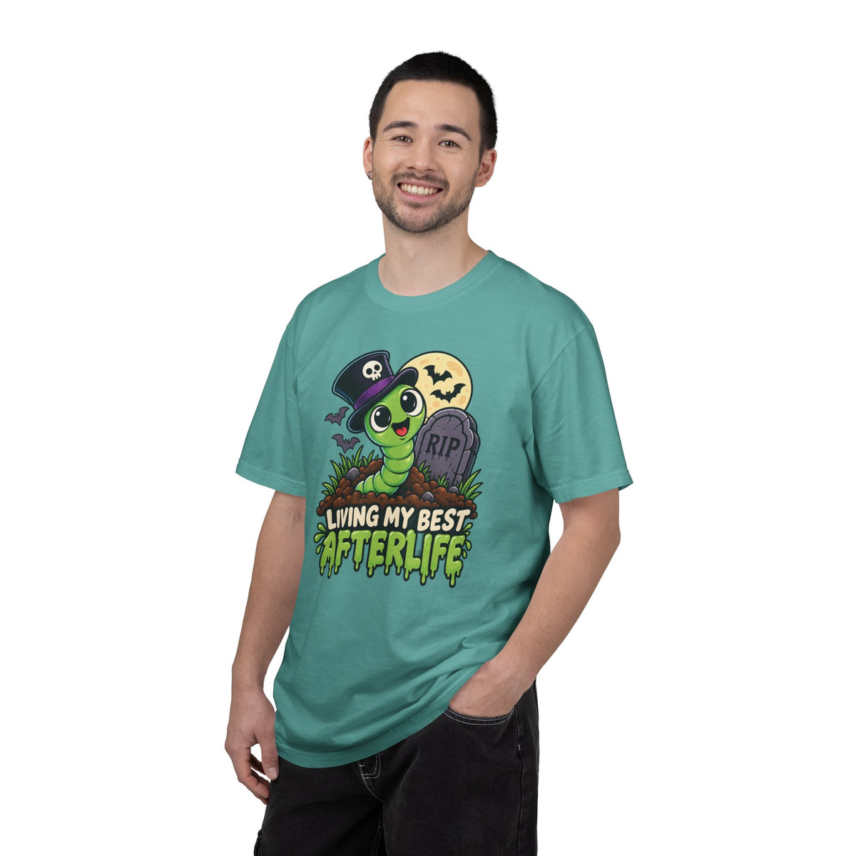 Living My Best Afterlife – Cute Halloween Graveyard Worm T-Shirt
