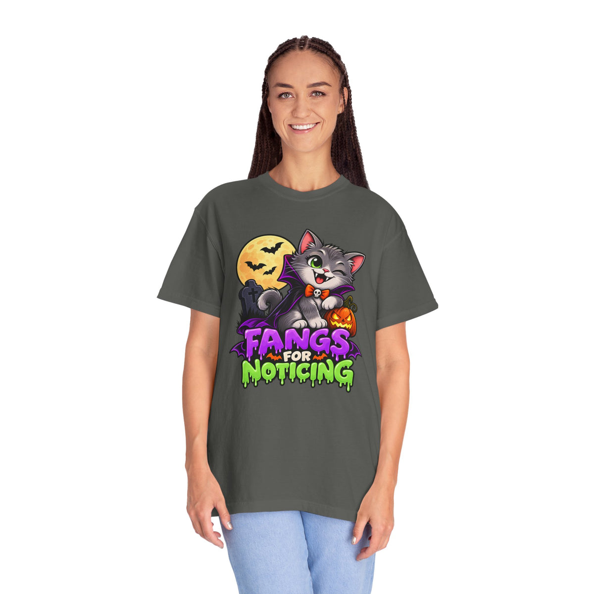 Fangs for Noticing – Cute Vampire Cat Halloween T-Shirt