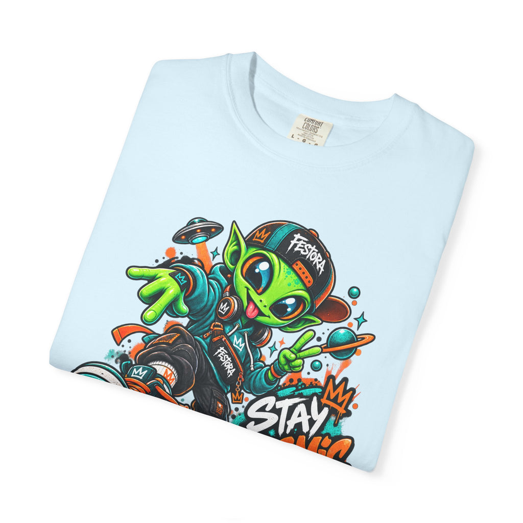 Alien Streetwear T-Shirt — “Stay Cosmic” Graphic Tee