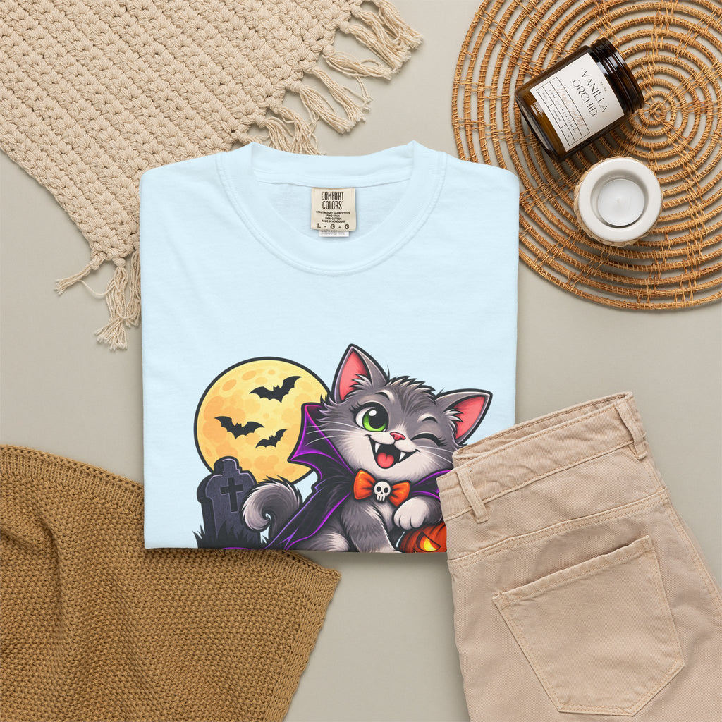 Fangs for Noticing – Cute Vampire Cat Halloween T-Shirt