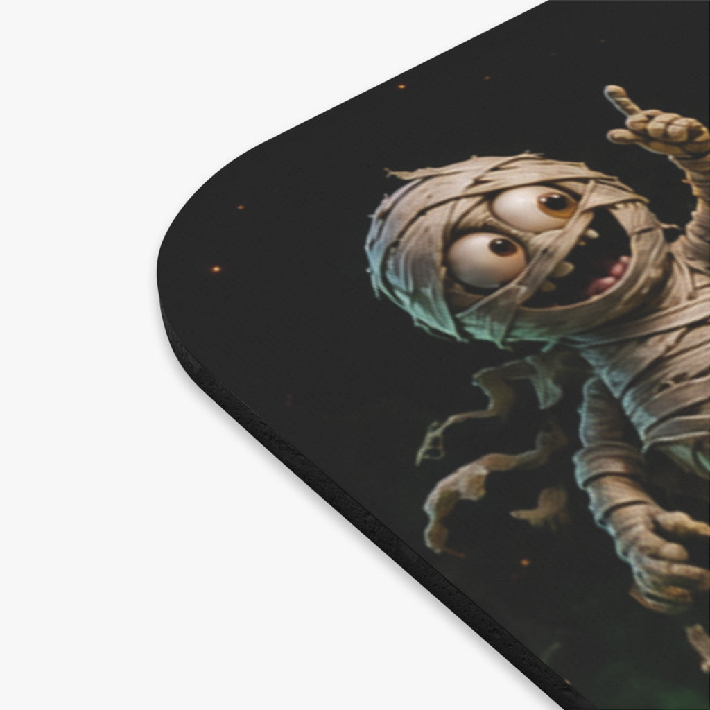 Cute Mummy Pattern Mouse Pad — Playful Cartoon Halloween Design
