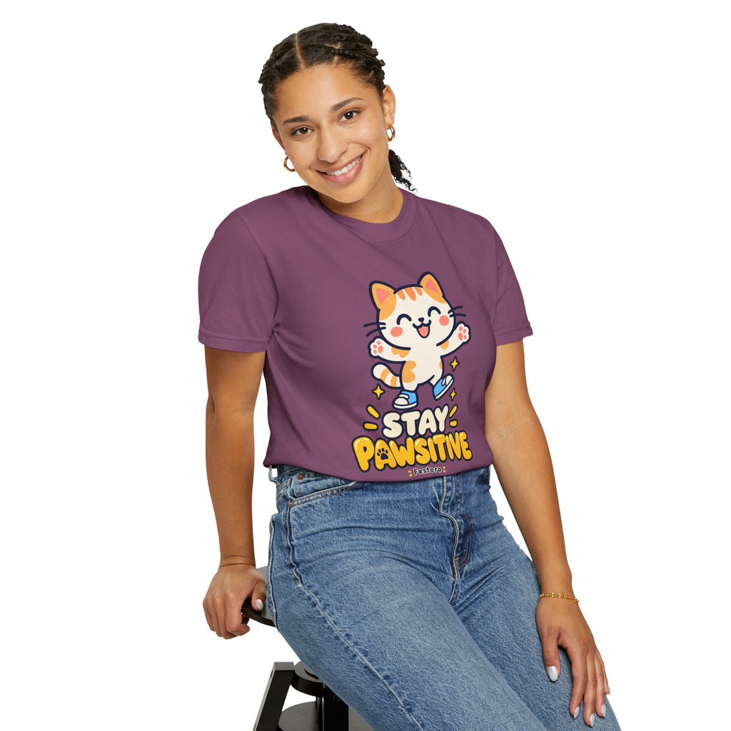 Stay Pawsitive – Cute Happy Cat Graphic T-Shirt