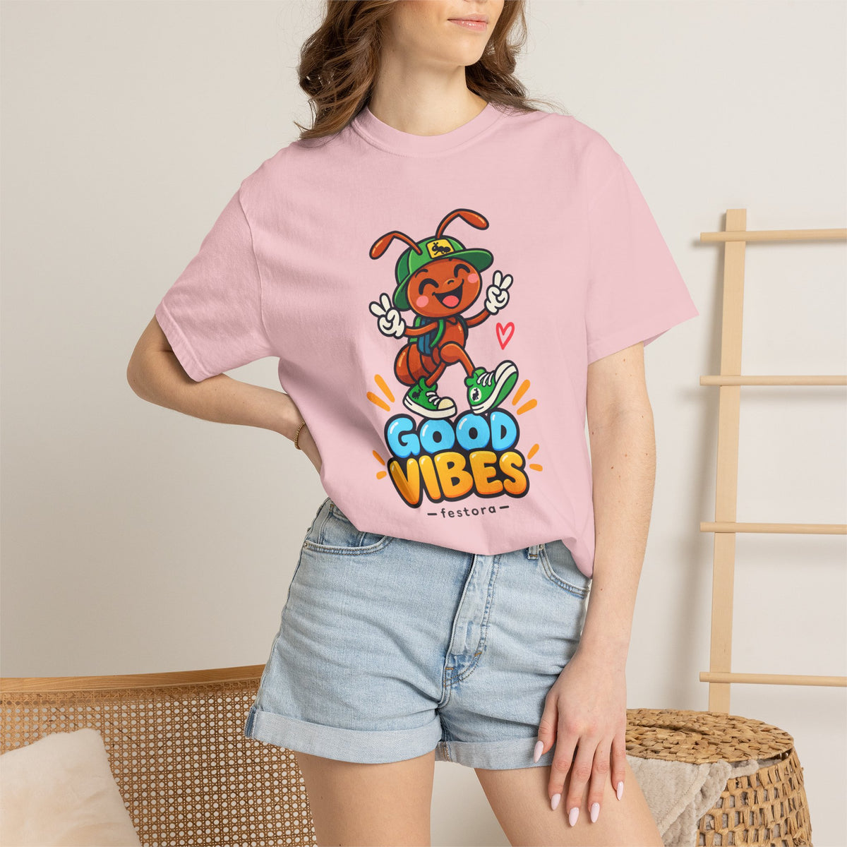 Good Vibes – Happy Ant Graphic T-Shirt