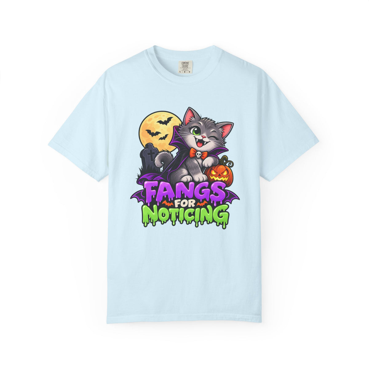 Fangs for Noticing – Cute Vampire Cat Halloween T-Shirt