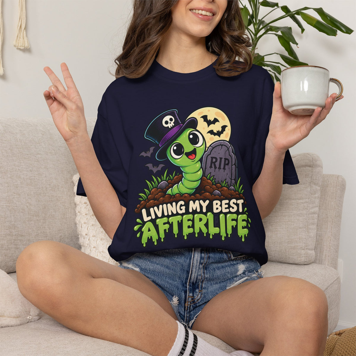Living My Best Afterlife – Cute Halloween Graveyard Worm T-Shirt