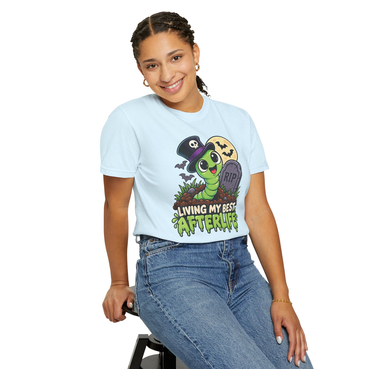 Living My Best Afterlife – Cute Halloween Graveyard Worm T-Shirt