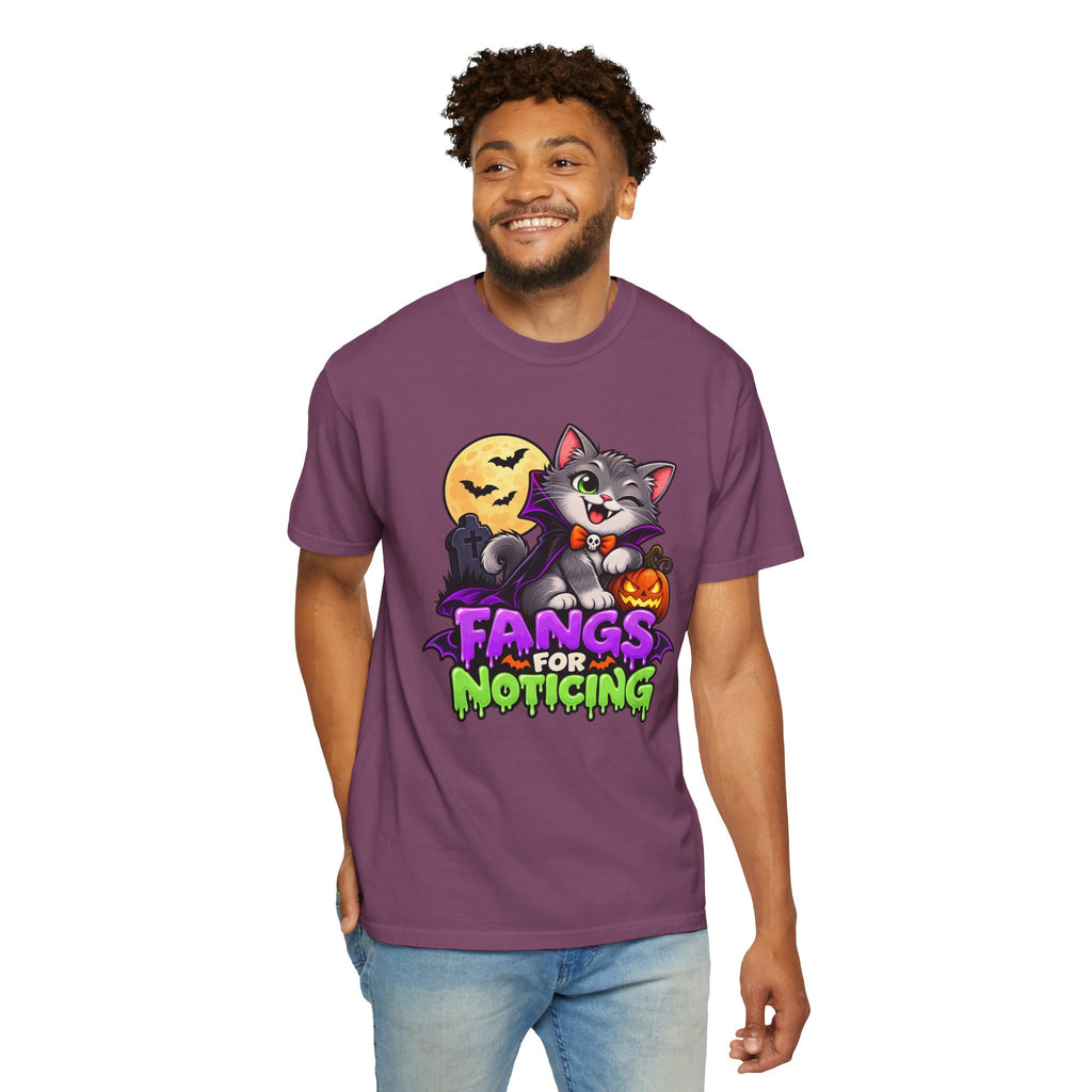 Fangs for Noticing – Cute Vampire Cat Halloween T-Shirt