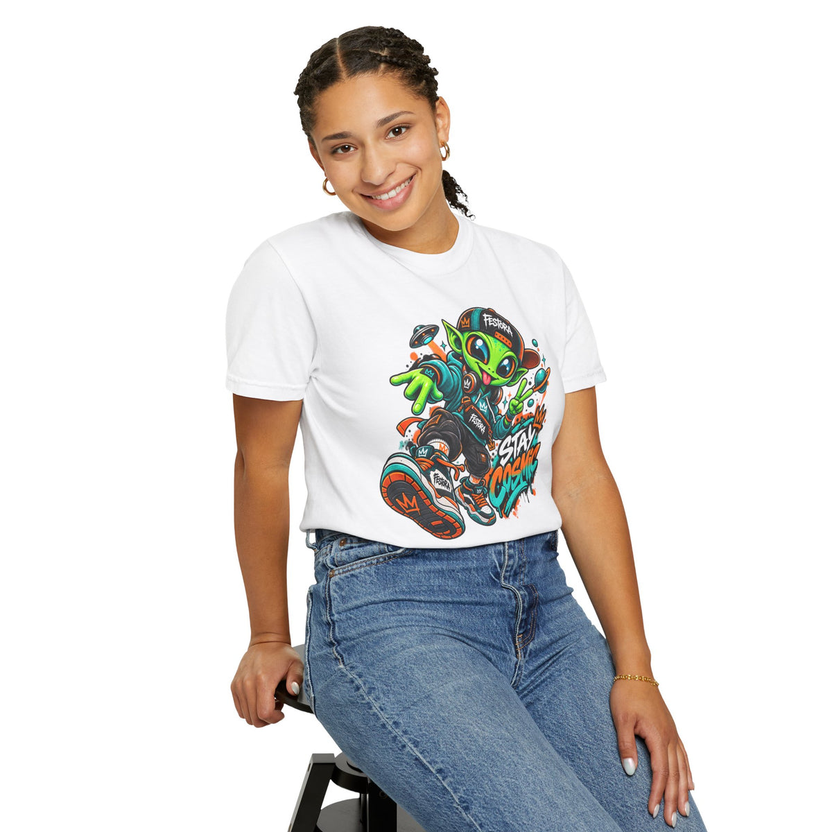 Alien Streetwear T-Shirt — “Stay Cosmic” Graphic Tee