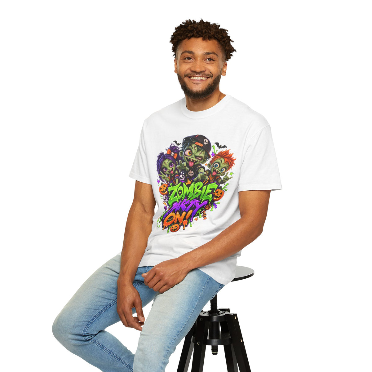 Zombie Party On! – Halloween Zombie Crew Graphic T-Shirt