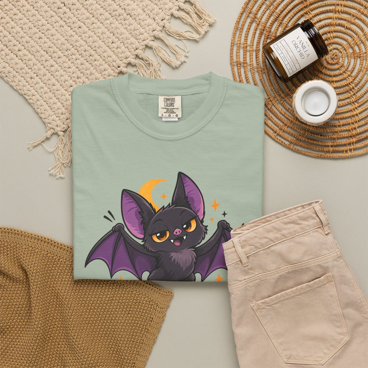 Born for the Night Shift – Cute Halloween Bat T-Shirt
