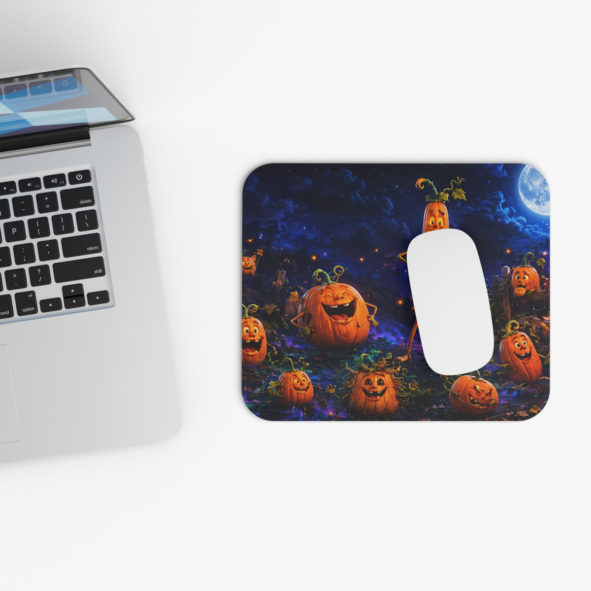 Halloween Pumpkin Patch Mouse Pad — Spooky Night Jack-o'-Lantern Design