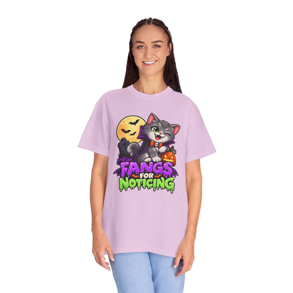 Fangs for Noticing – Cute Vampire Cat Halloween T-Shirt