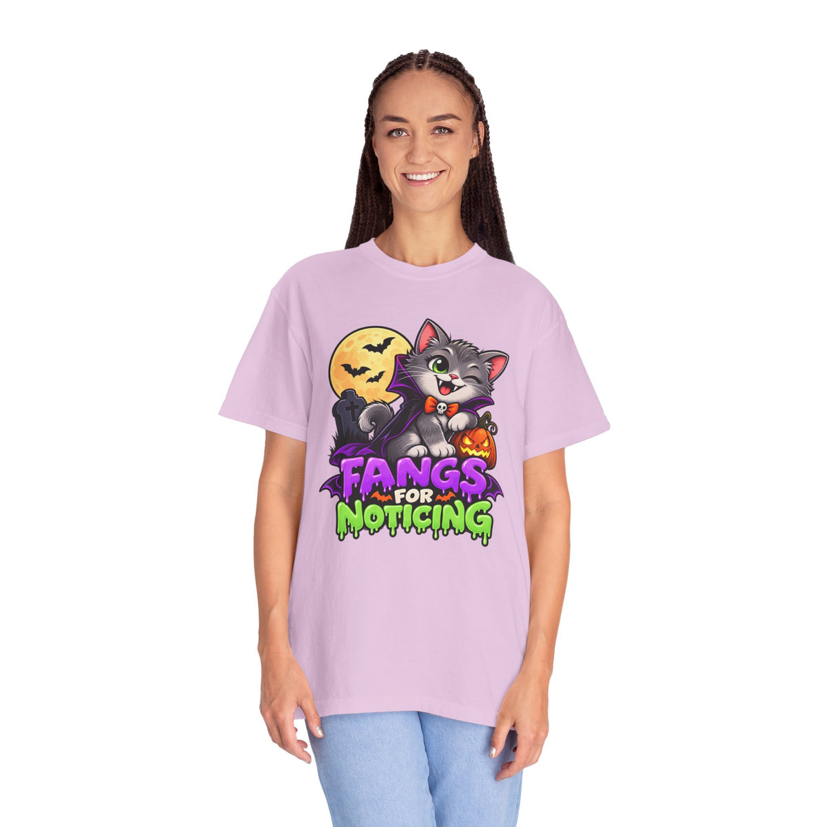 Fangs for Noticing – Cute Vampire Cat Halloween T-Shirt