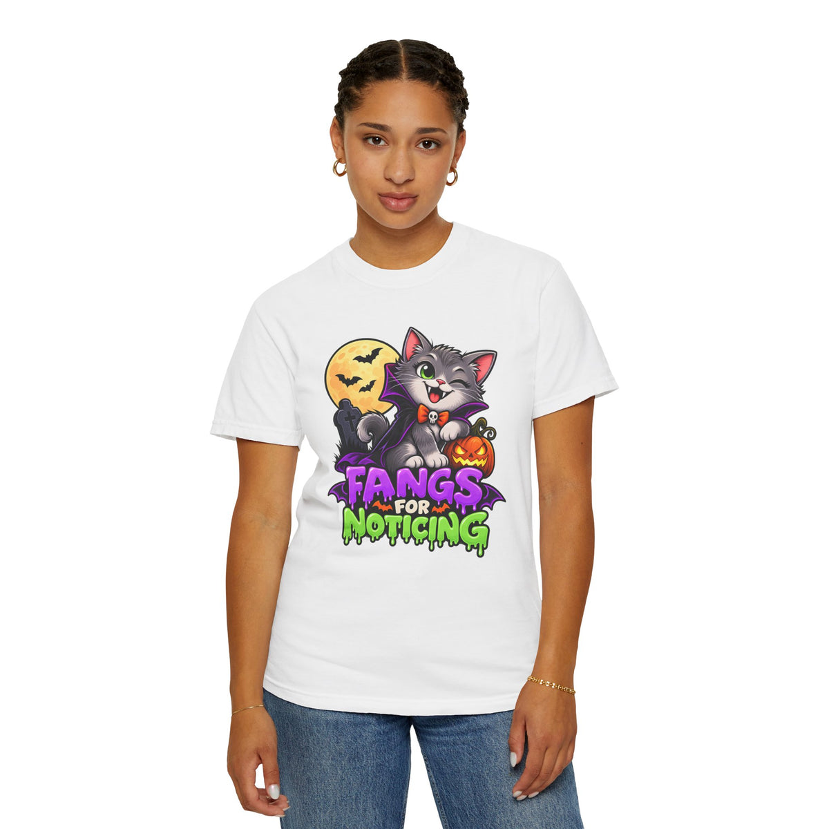 Fangs for Noticing – Cute Vampire Cat Halloween T-Shirt