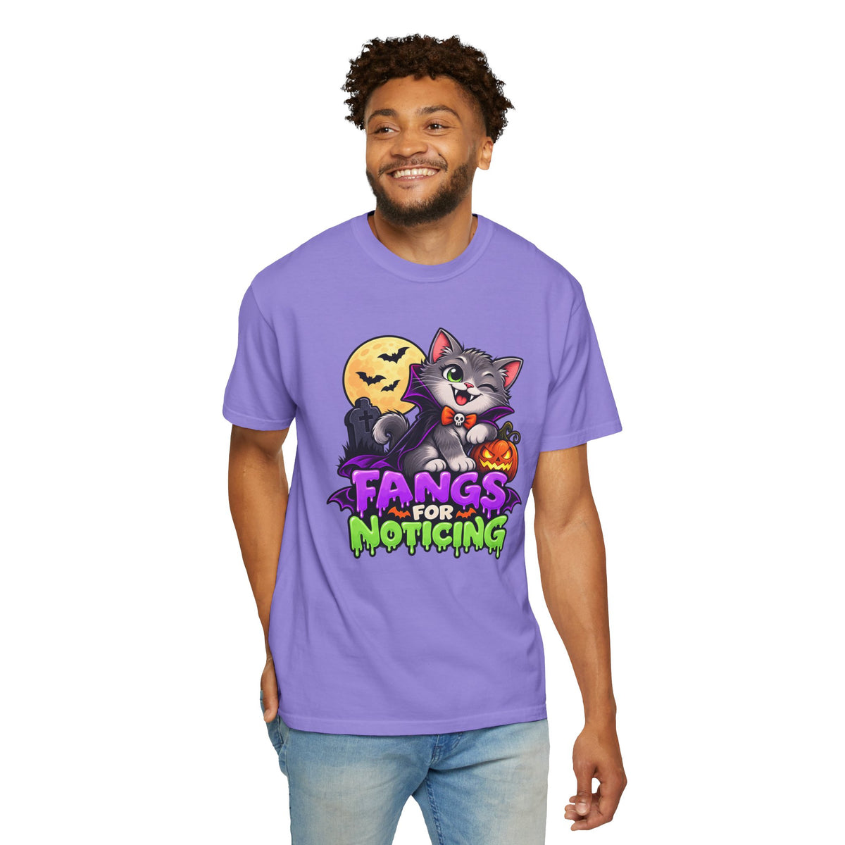 Fangs for Noticing – Cute Vampire Cat Halloween T-Shirt