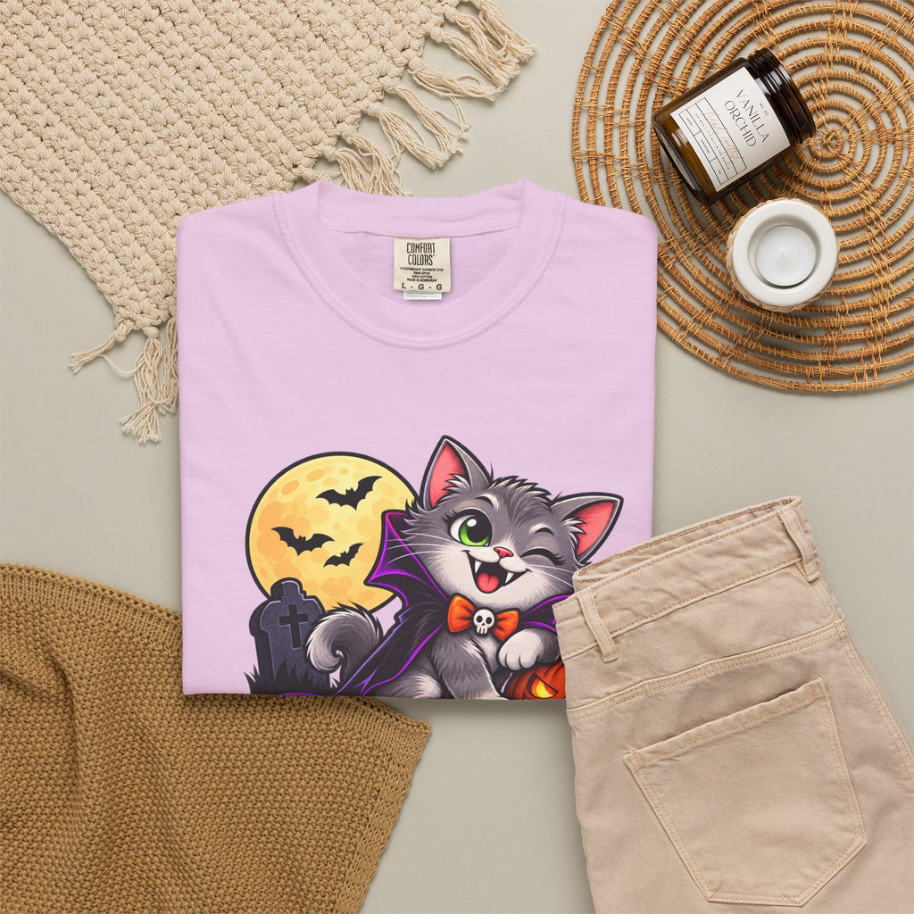 Fangs for Noticing – Cute Vampire Cat Halloween T-Shirt