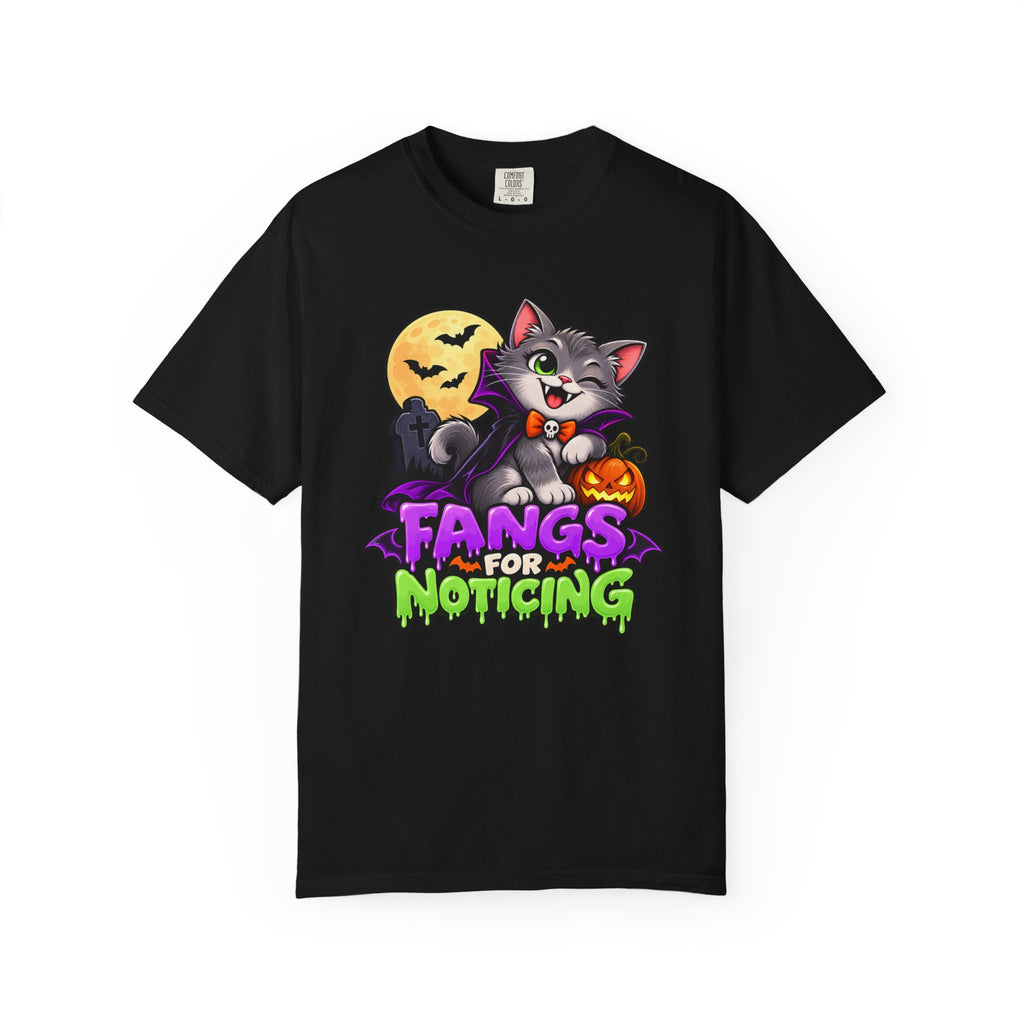 Fangs for Noticing – Cute Vampire Cat Halloween T-Shirt