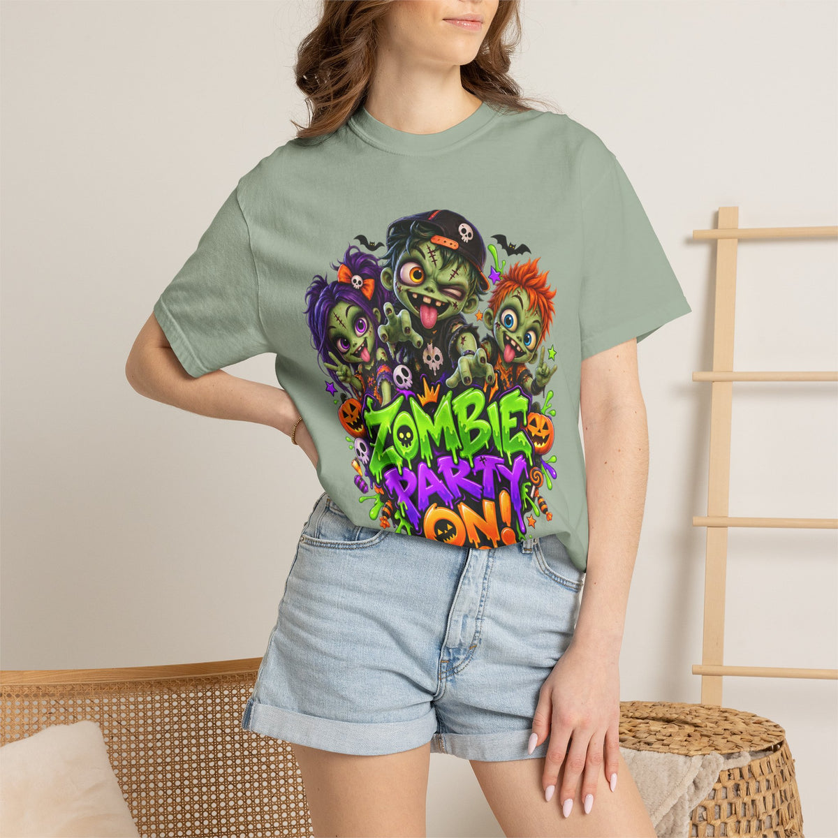 Zombie Party On! – Halloween Zombie Crew Graphic T-Shirt