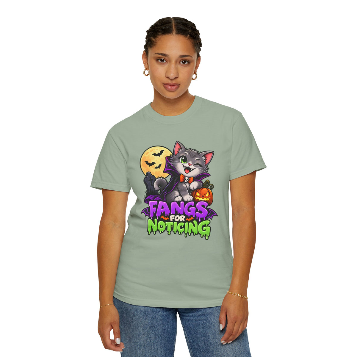Fangs for Noticing – Cute Vampire Cat Halloween T-Shirt
