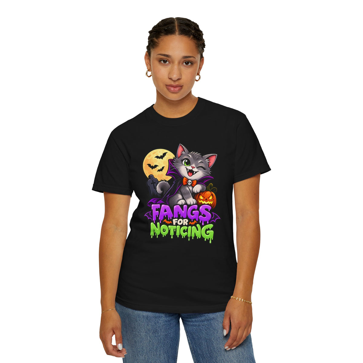 Fangs for Noticing – Cute Vampire Cat Halloween T-Shirt