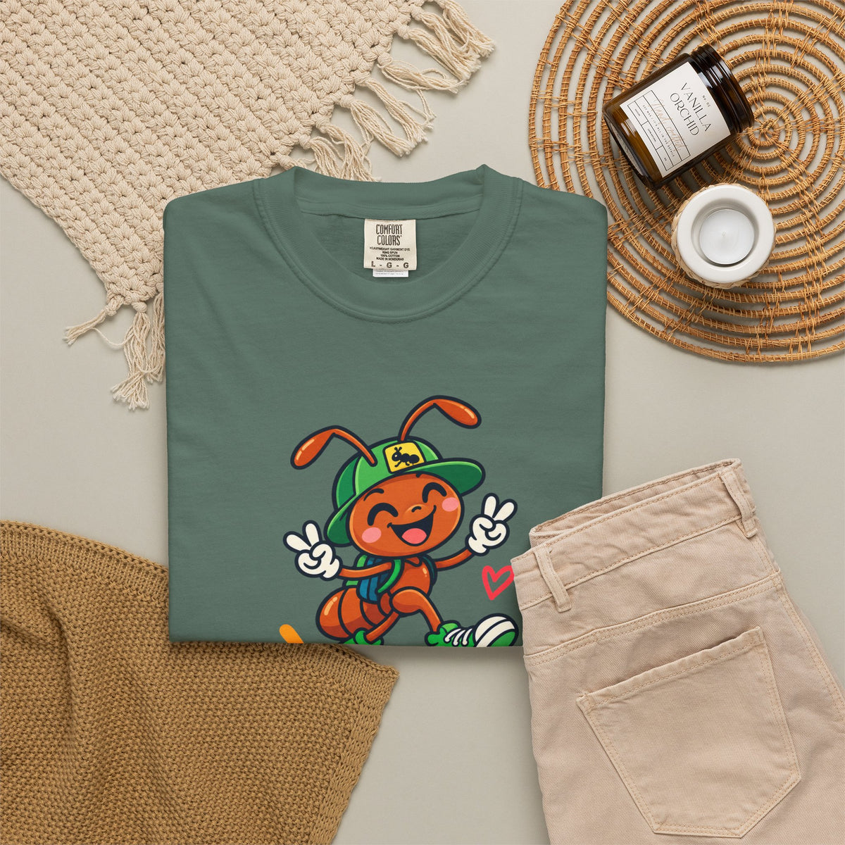 Good Vibes – Happy Ant Graphic T-Shirt