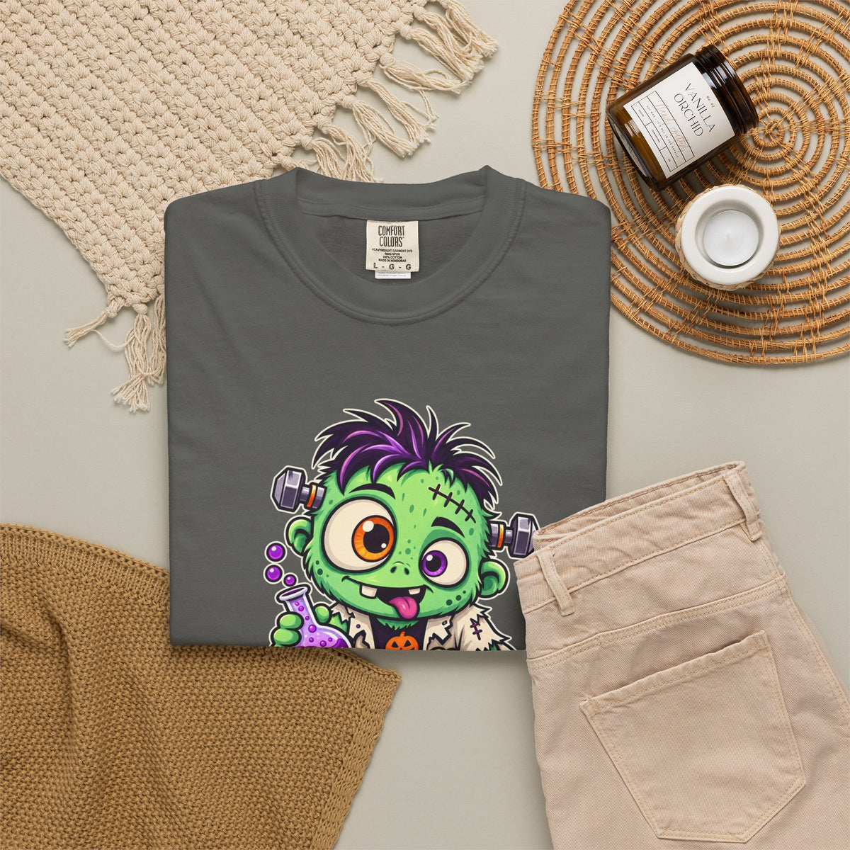 100% Natural. Mostly. – Cute Halloween Lab Monster T-Shirt