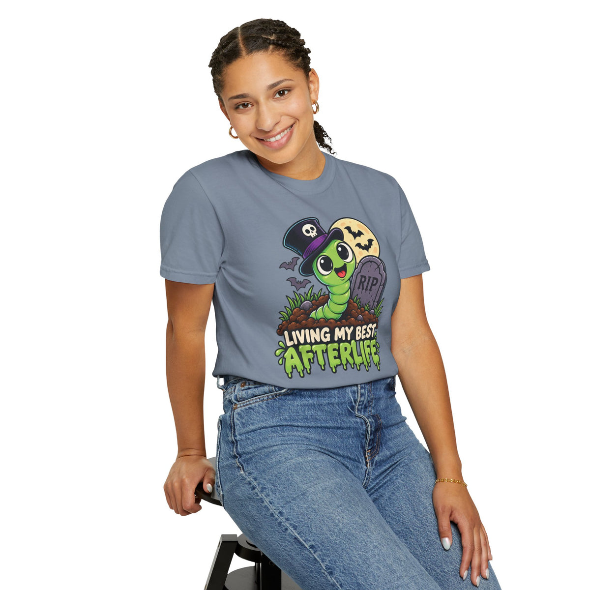 Living My Best Afterlife – Cute Halloween Graveyard Worm T-Shirt