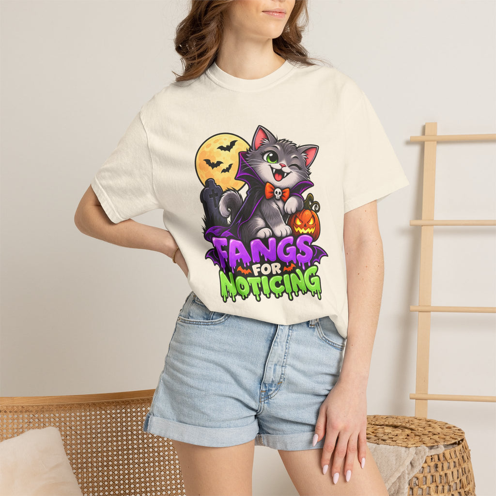 Fangs for Noticing – Cute Vampire Cat Halloween T-Shirt