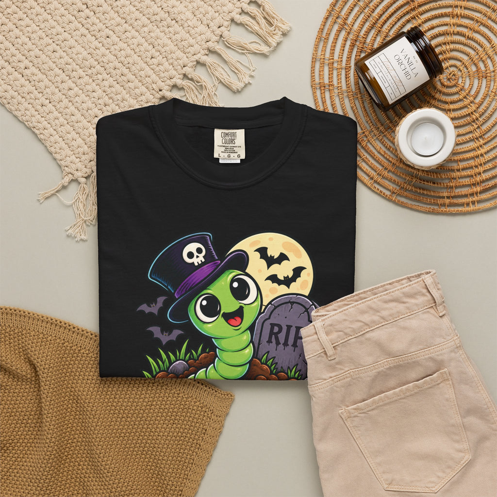 Living My Best Afterlife – Cute Halloween Graveyard Worm T-Shirt