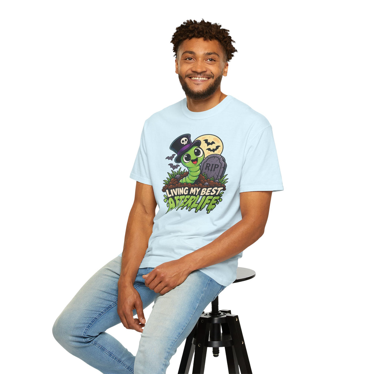 Living My Best Afterlife – Cute Halloween Graveyard Worm T-Shirt