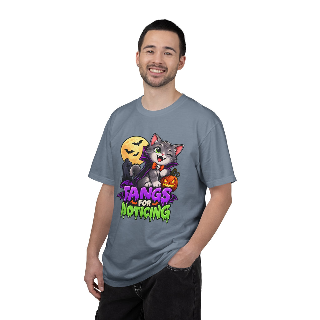 Fangs for Noticing – Cute Vampire Cat Halloween T-Shirt