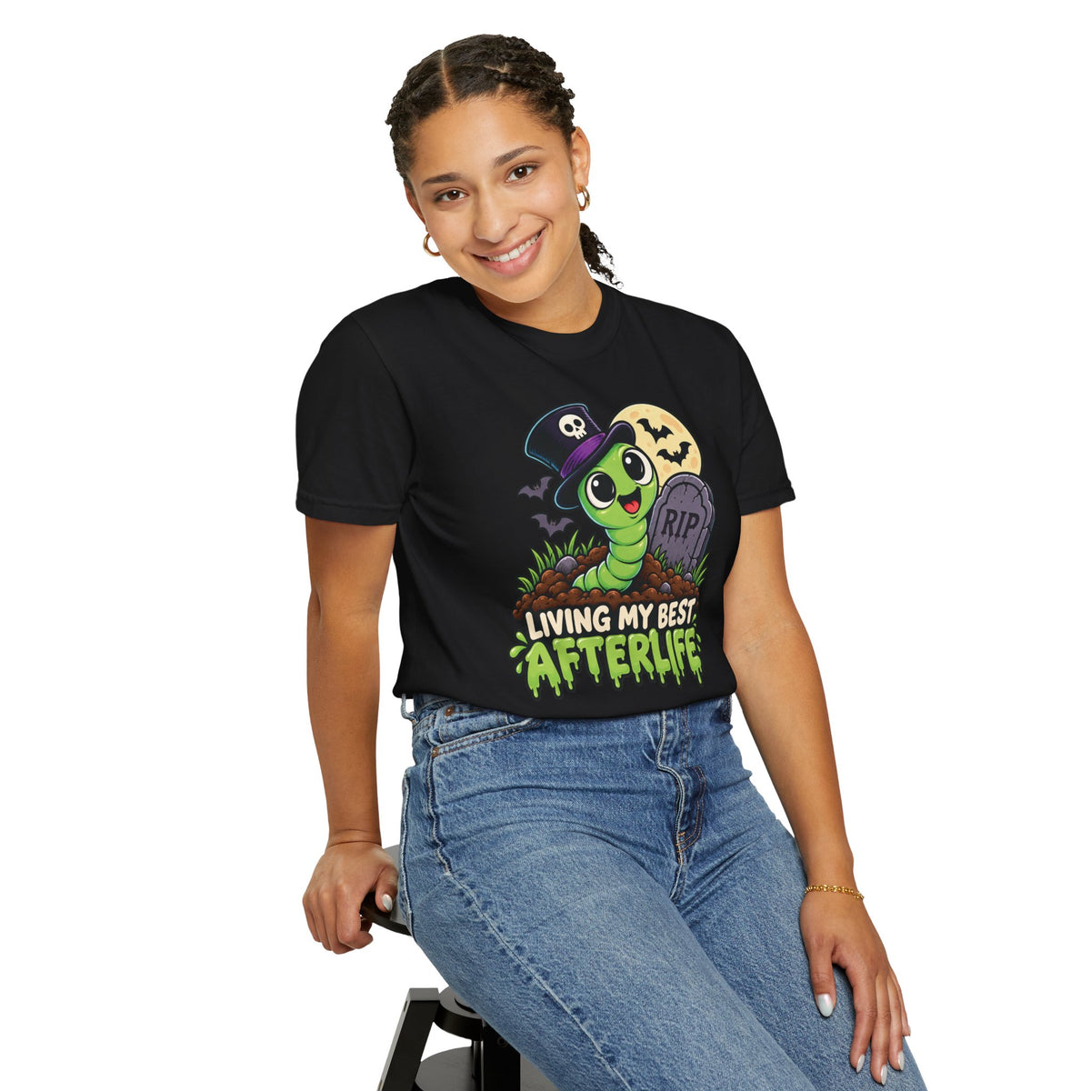 Living My Best Afterlife – Cute Halloween Graveyard Worm T-Shirt