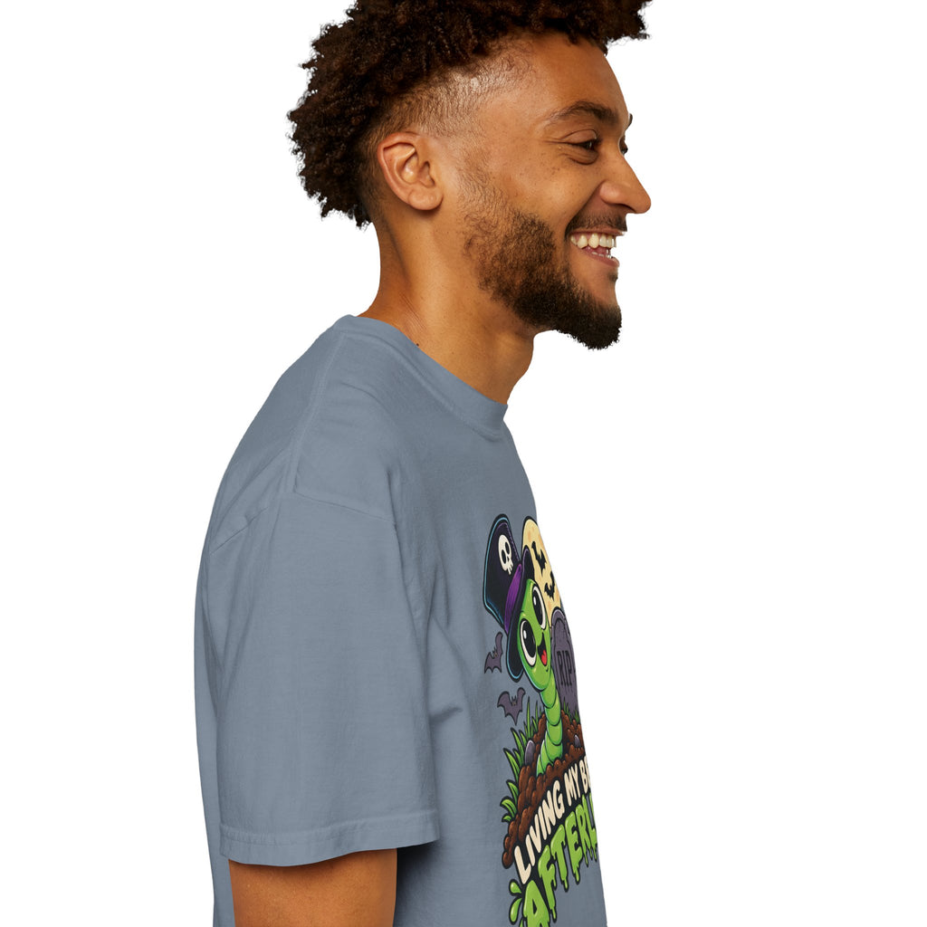 Living My Best Afterlife – Cute Halloween Graveyard Worm T-Shirt