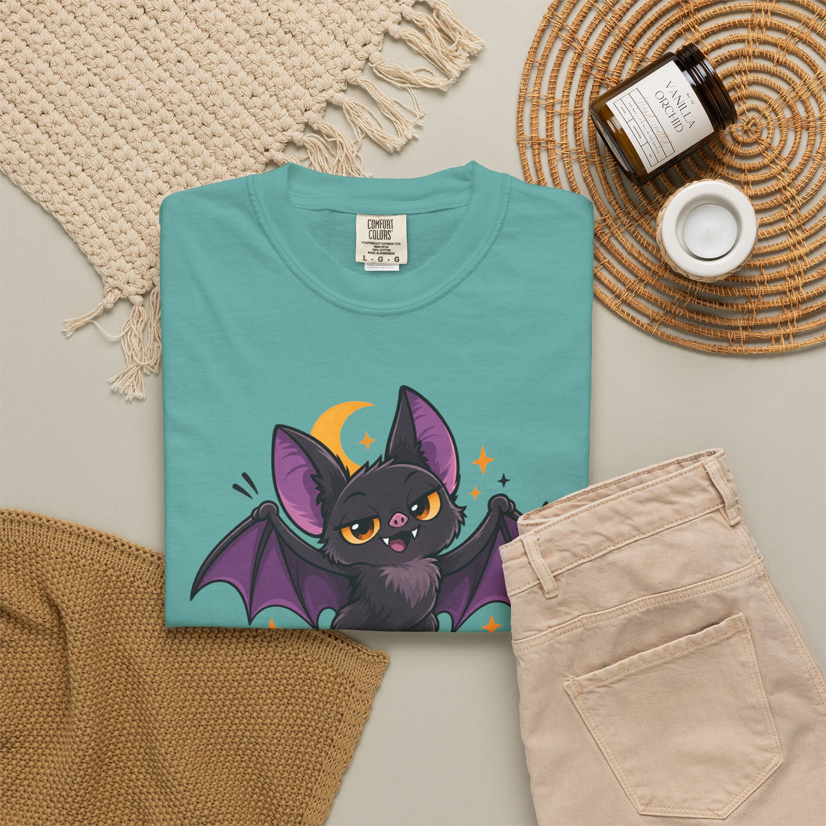 Born for the Night Shift – Cute Halloween Bat T-Shirt