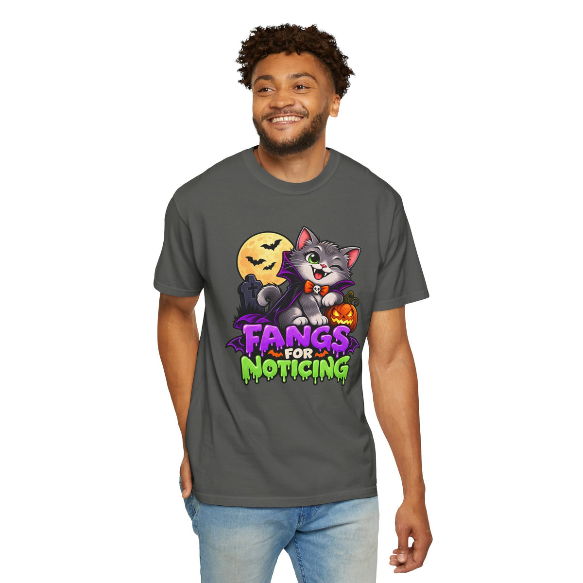 Fangs for Noticing – Cute Vampire Cat Halloween T-Shirt