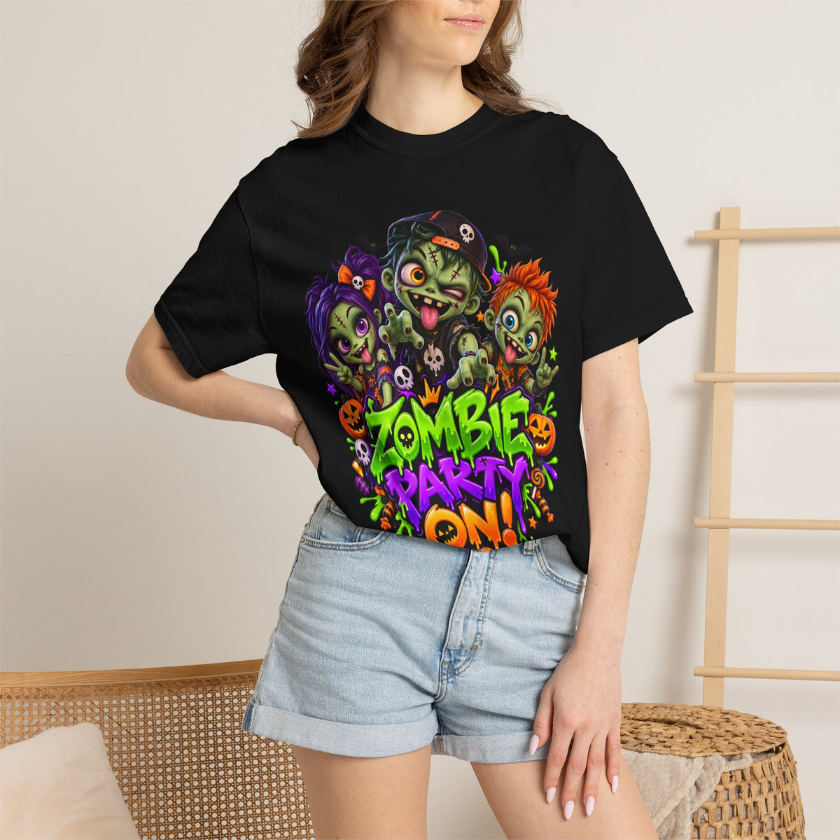 Zombie Party On! – Halloween Zombie Crew Graphic T-Shirt