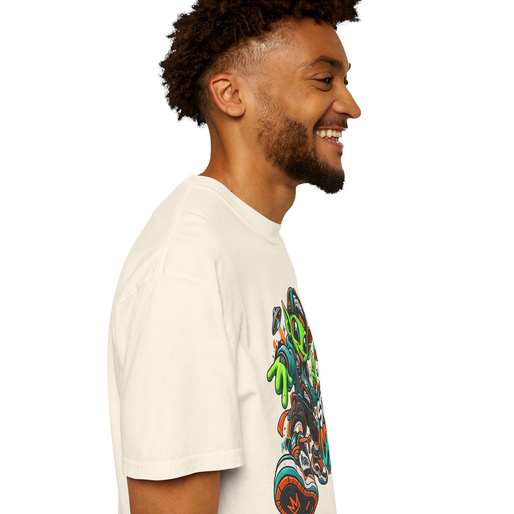 Alien Streetwear T-Shirt — “Stay Cosmic” Graphic Tee