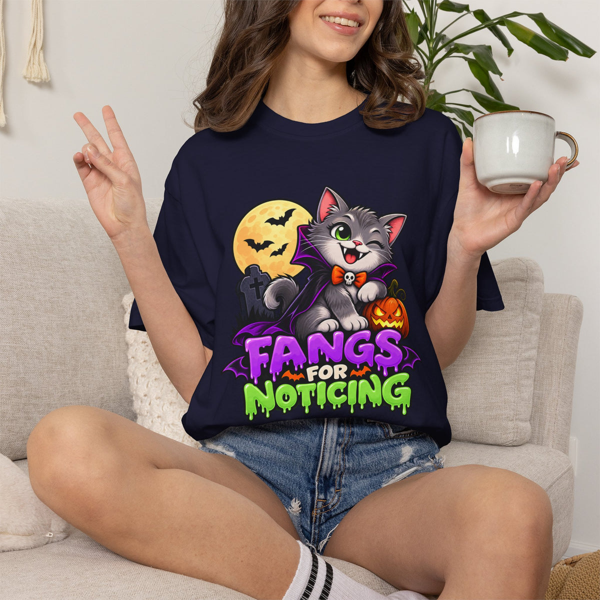 Fangs for Noticing – Cute Vampire Cat Halloween T-Shirt