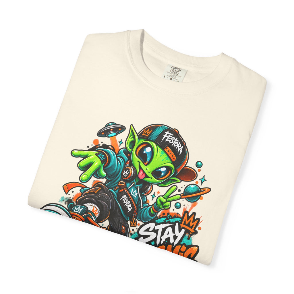 Alien Streetwear T-Shirt — “Stay Cosmic” Graphic Tee