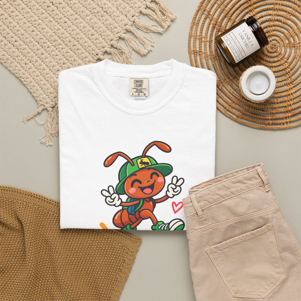 Good Vibes – Happy Ant Graphic T-Shirt