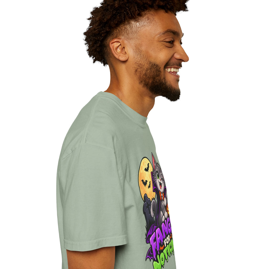 Fangs for Noticing – Cute Vampire Cat Halloween T-Shirt