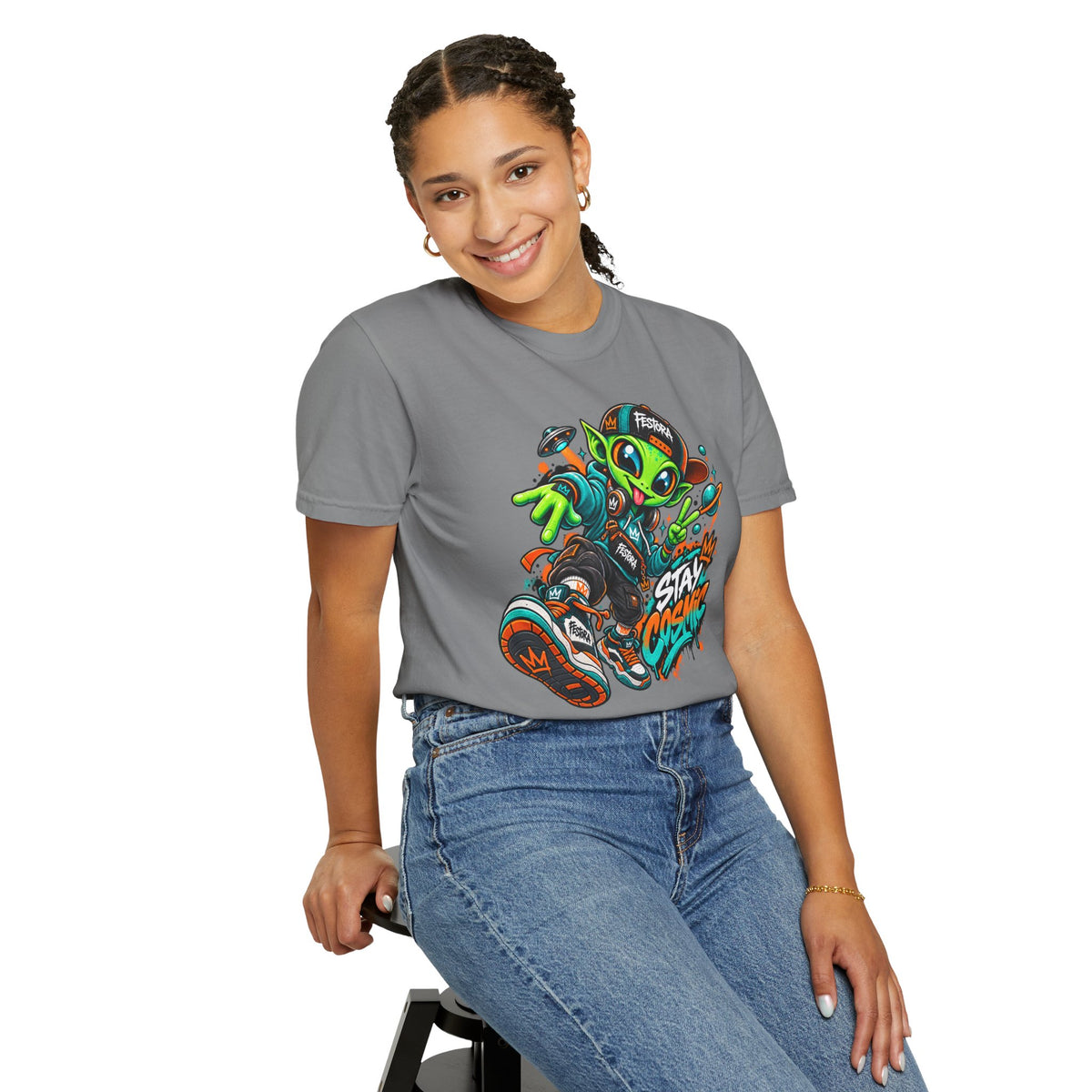 Alien Streetwear T-Shirt — “Stay Cosmic” Graphic Tee