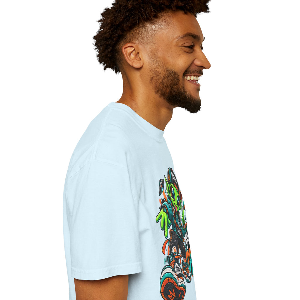 Alien Streetwear T-Shirt — “Stay Cosmic” Graphic Tee