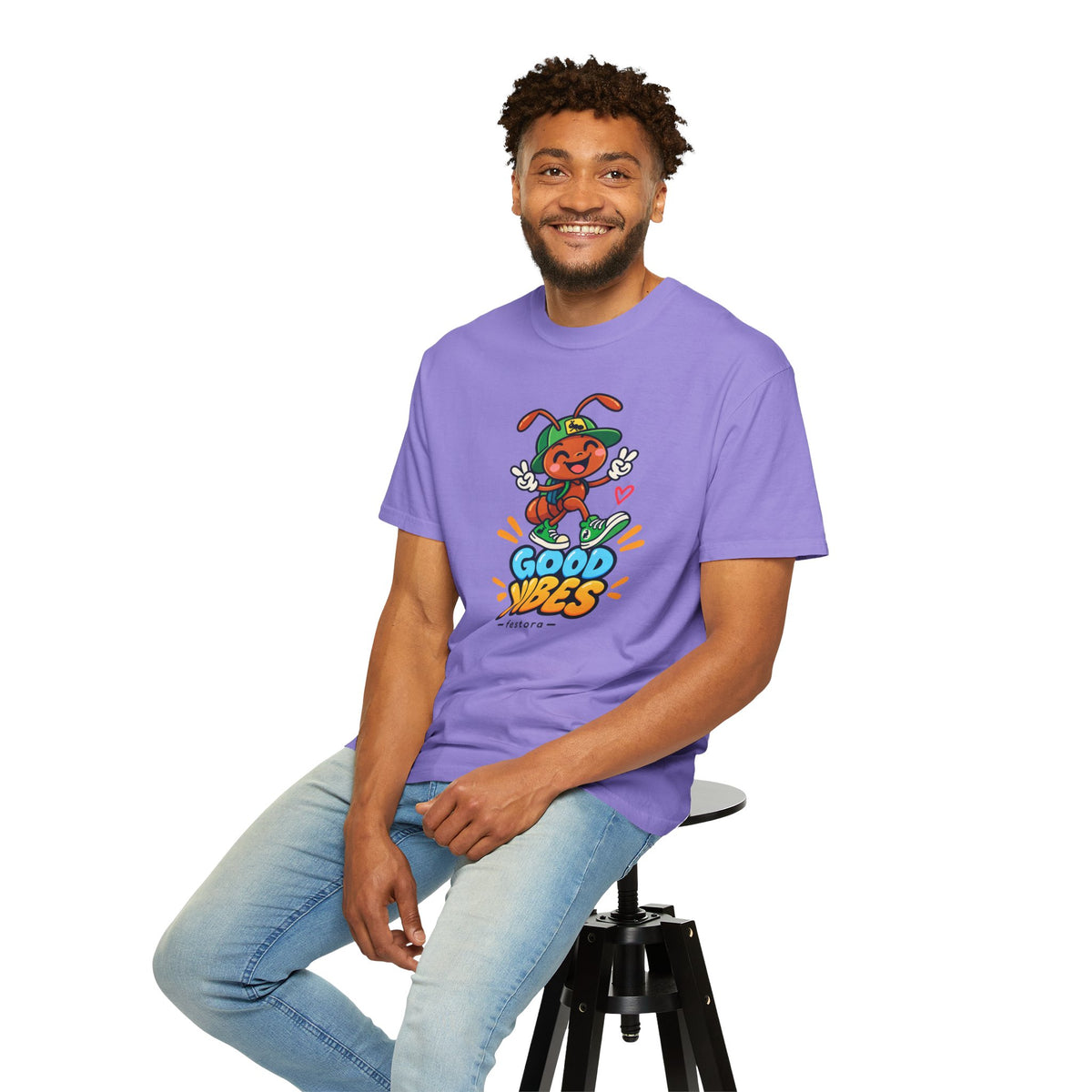 Good Vibes – Happy Ant Graphic T-Shirt