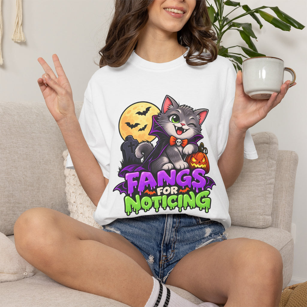 Fangs for Noticing – Cute Vampire Cat Halloween T-Shirt