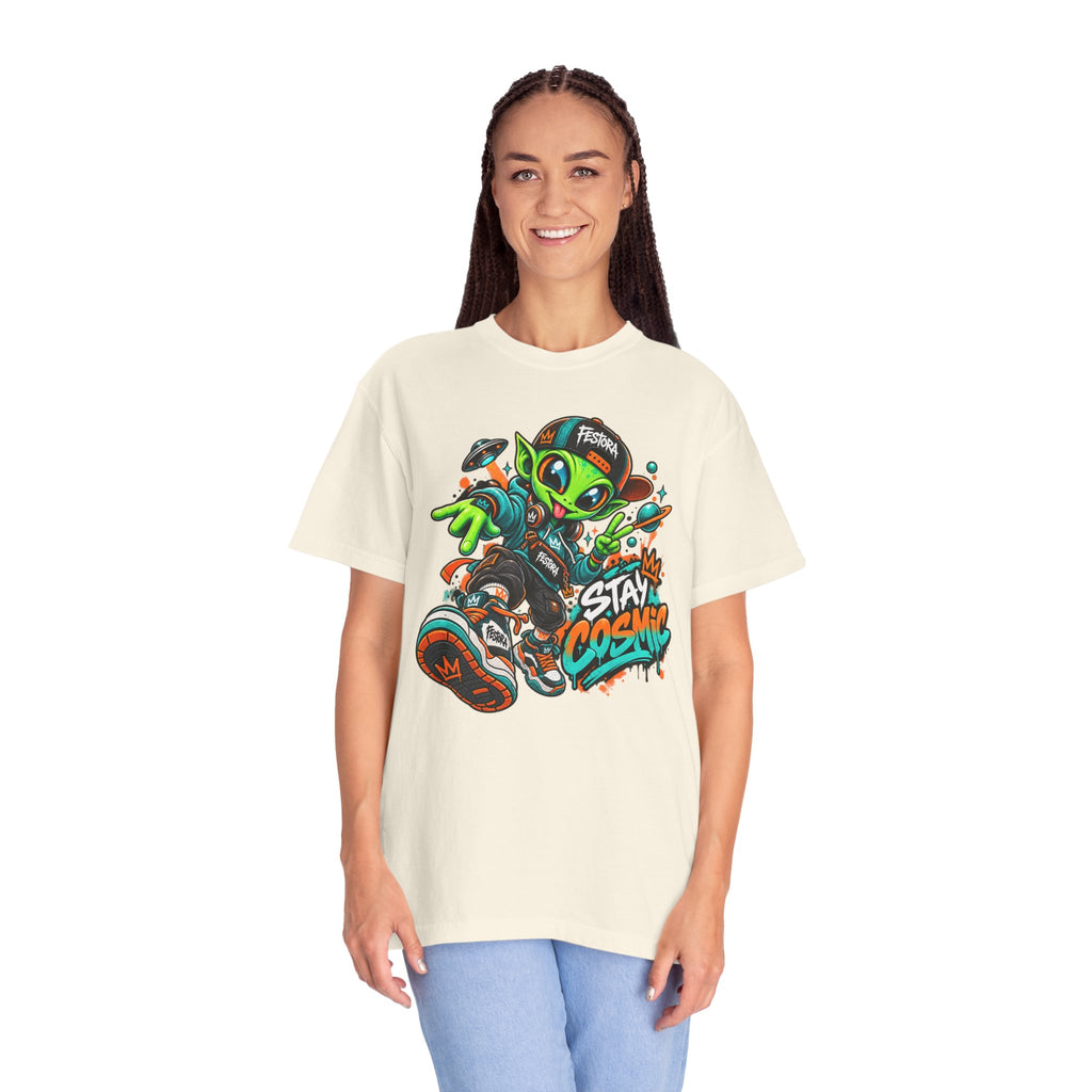 Alien Streetwear T-Shirt — “Stay Cosmic” Graphic Tee